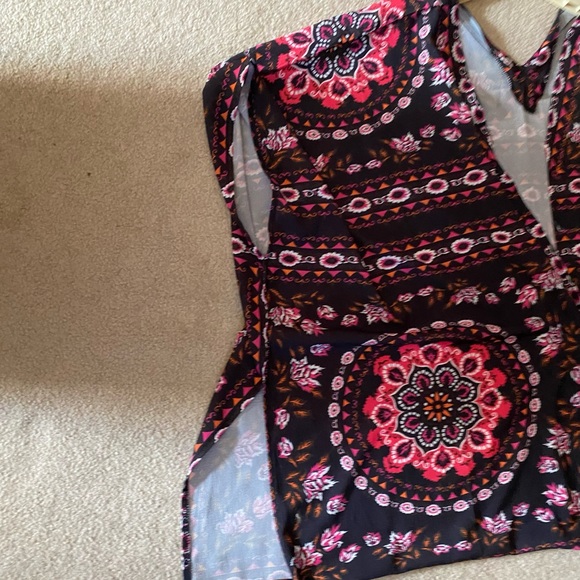 Cover up - Picture 8 of 8